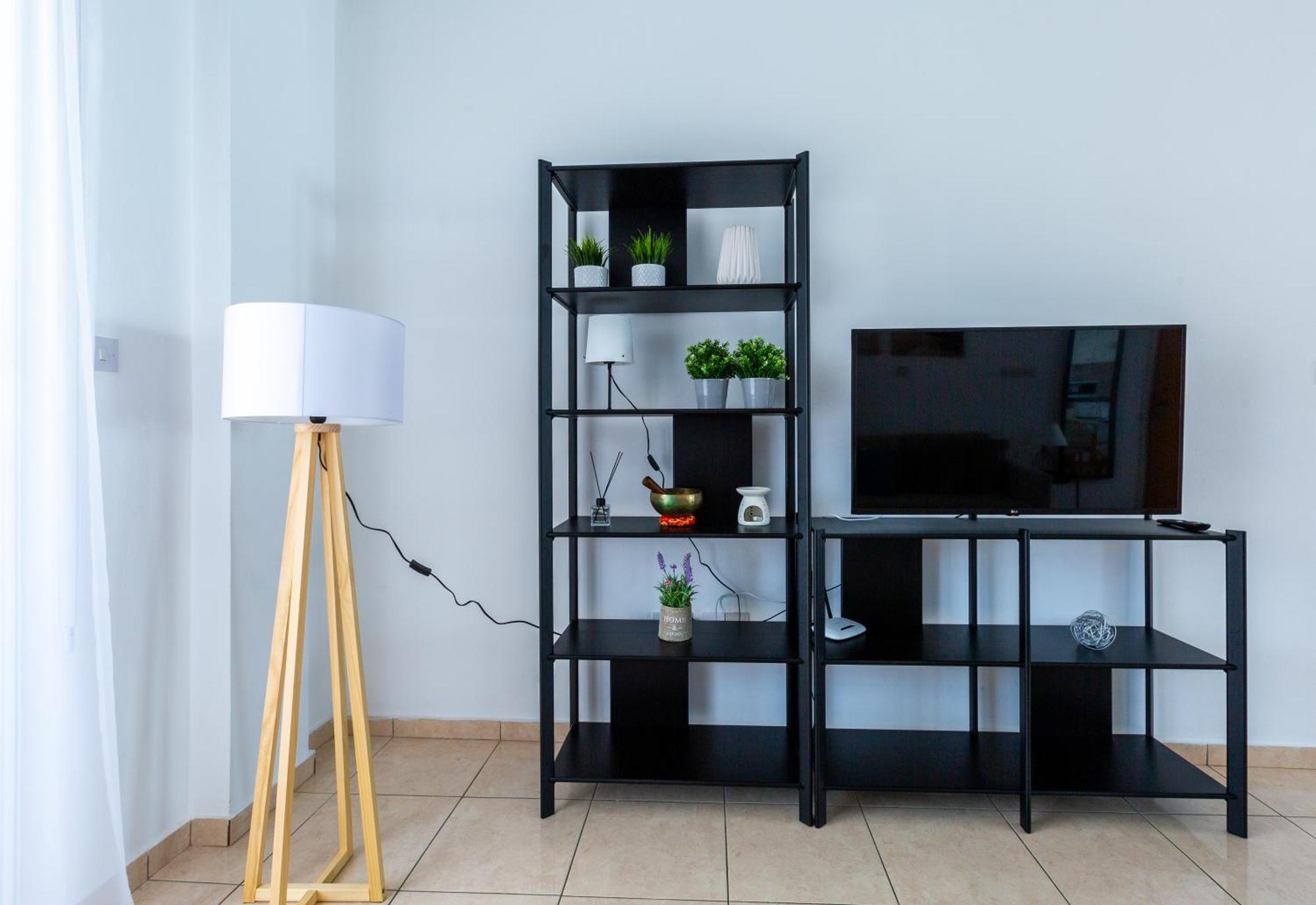 Beautiful 2 Bed Apartment In Paphos Cyprus Zewnętrze zdjęcie