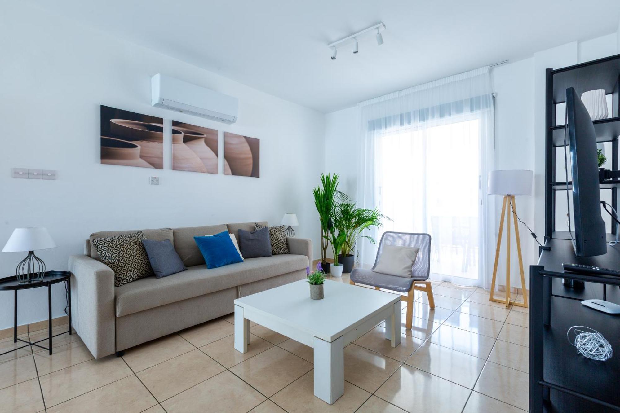 Beautiful 2 Bed Apartment In Paphos Cyprus Zewnętrze zdjęcie