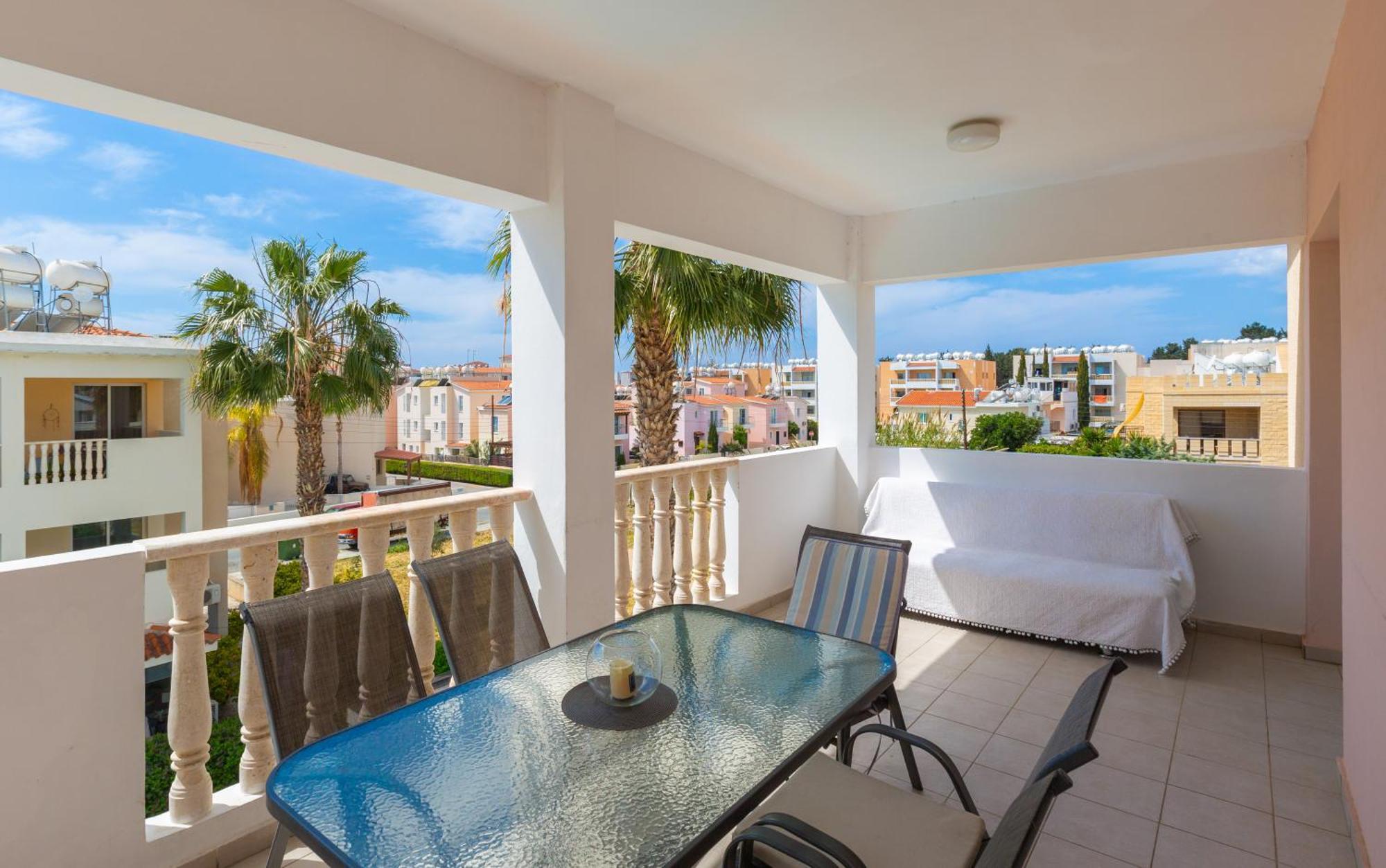 Beautiful 2 Bed Apartment In Paphos Cyprus Zewnętrze zdjęcie