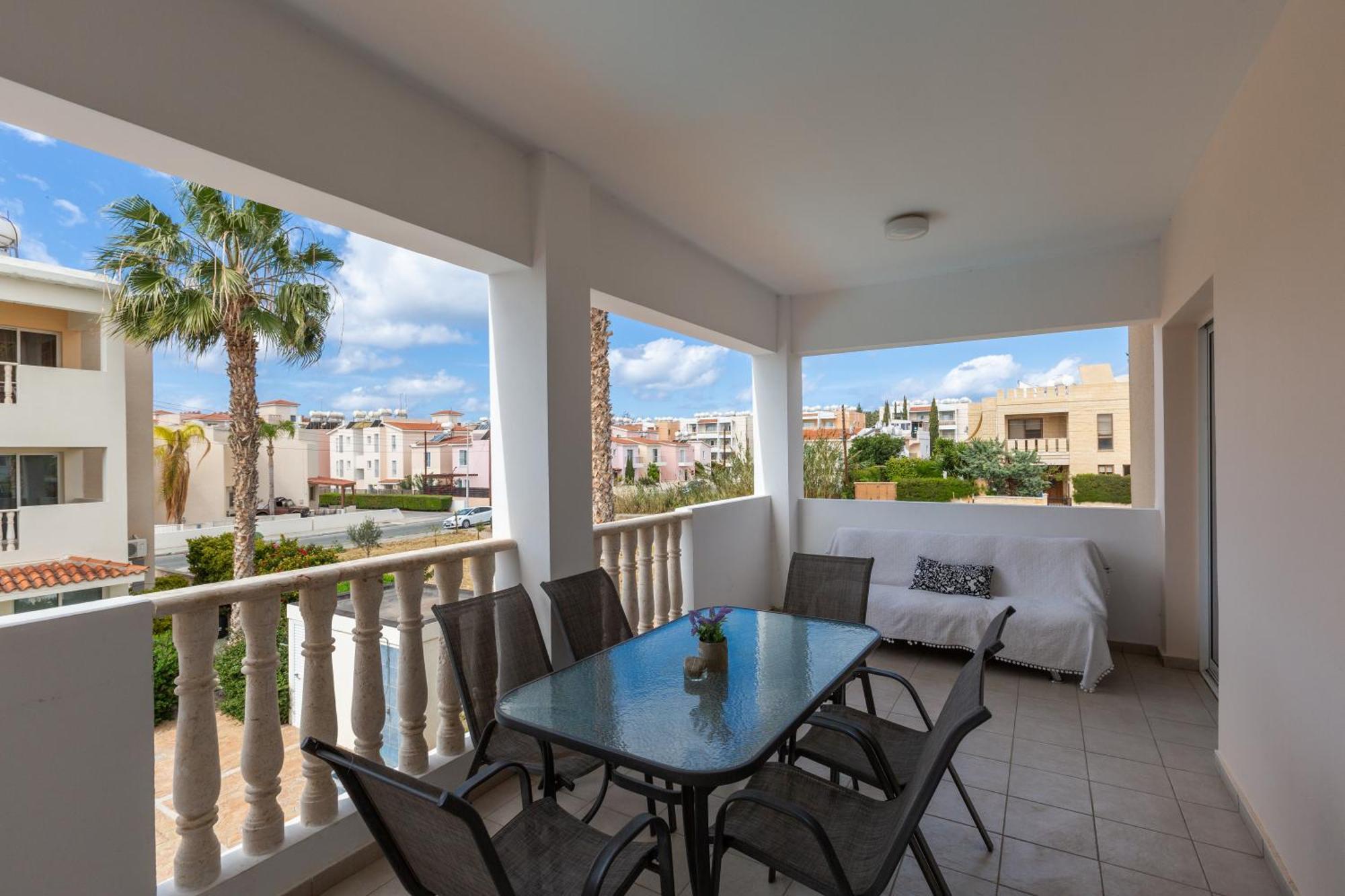Beautiful 2 Bed Apartment In Paphos Cyprus Zewnętrze zdjęcie