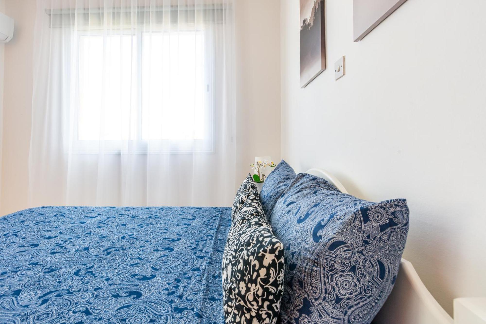 Beautiful 2 Bed Apartment In Paphos Cyprus Zewnętrze zdjęcie