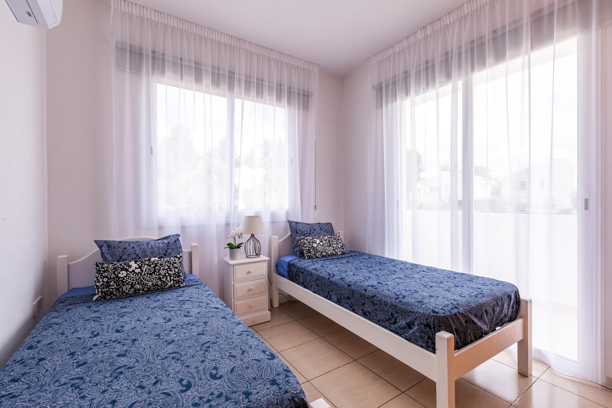 Beautiful 2 Bed Apartment In Paphos Cyprus Zewnętrze zdjęcie