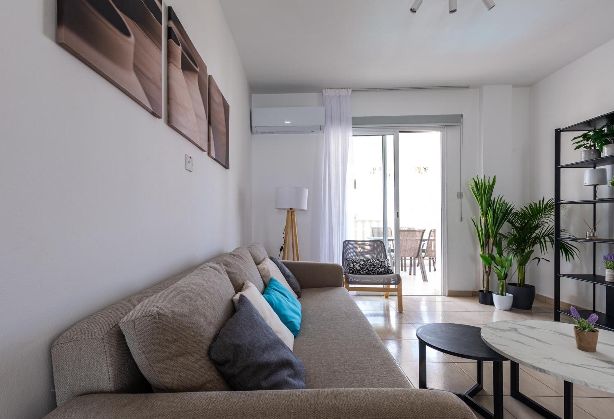 Beautiful 2 Bed Apartment In Paphos Cyprus Zewnętrze zdjęcie