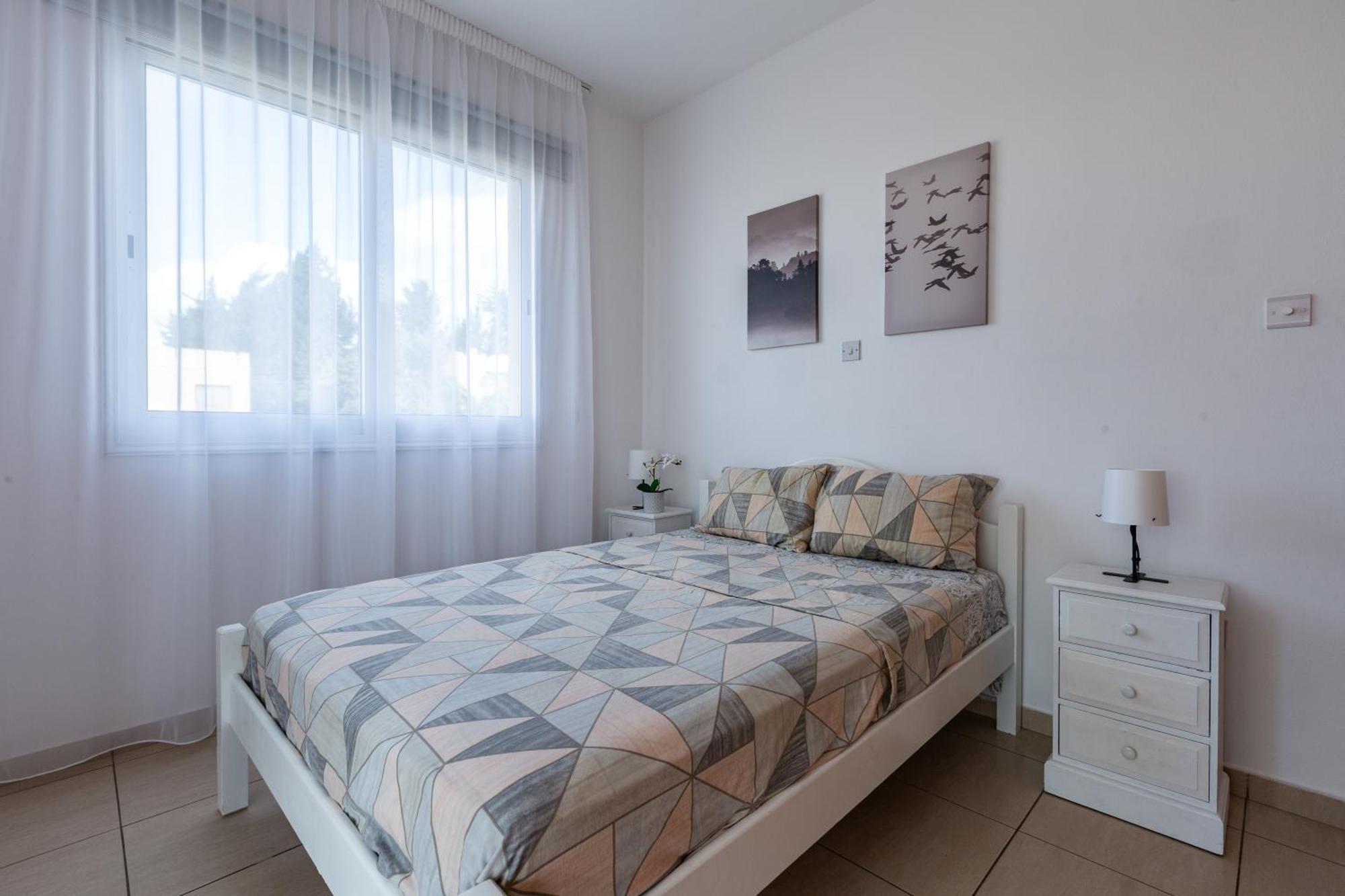 Beautiful 2 Bed Apartment In Paphos Cyprus Zewnętrze zdjęcie