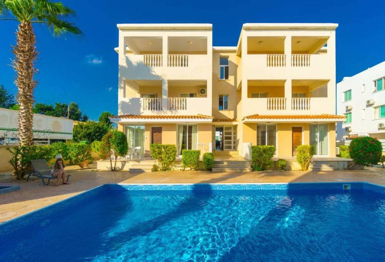 Beautiful 2 Bed Apartment In Paphos Cyprus Zewnętrze zdjęcie